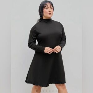 HIGH NECK WAVE TRIM SOLID RIB MAXI
DRESS CURVE & PLUS Size 12-14